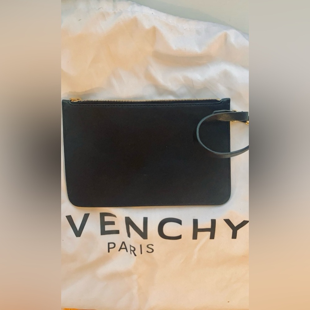 Givenchy medium/large purple purse with black handles - Picture 11 of 13